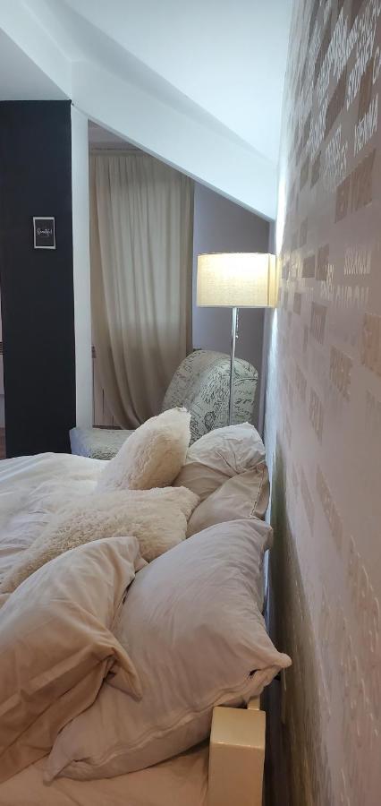 Sleep And Drive White Apartment Sarajevo Exterior photo